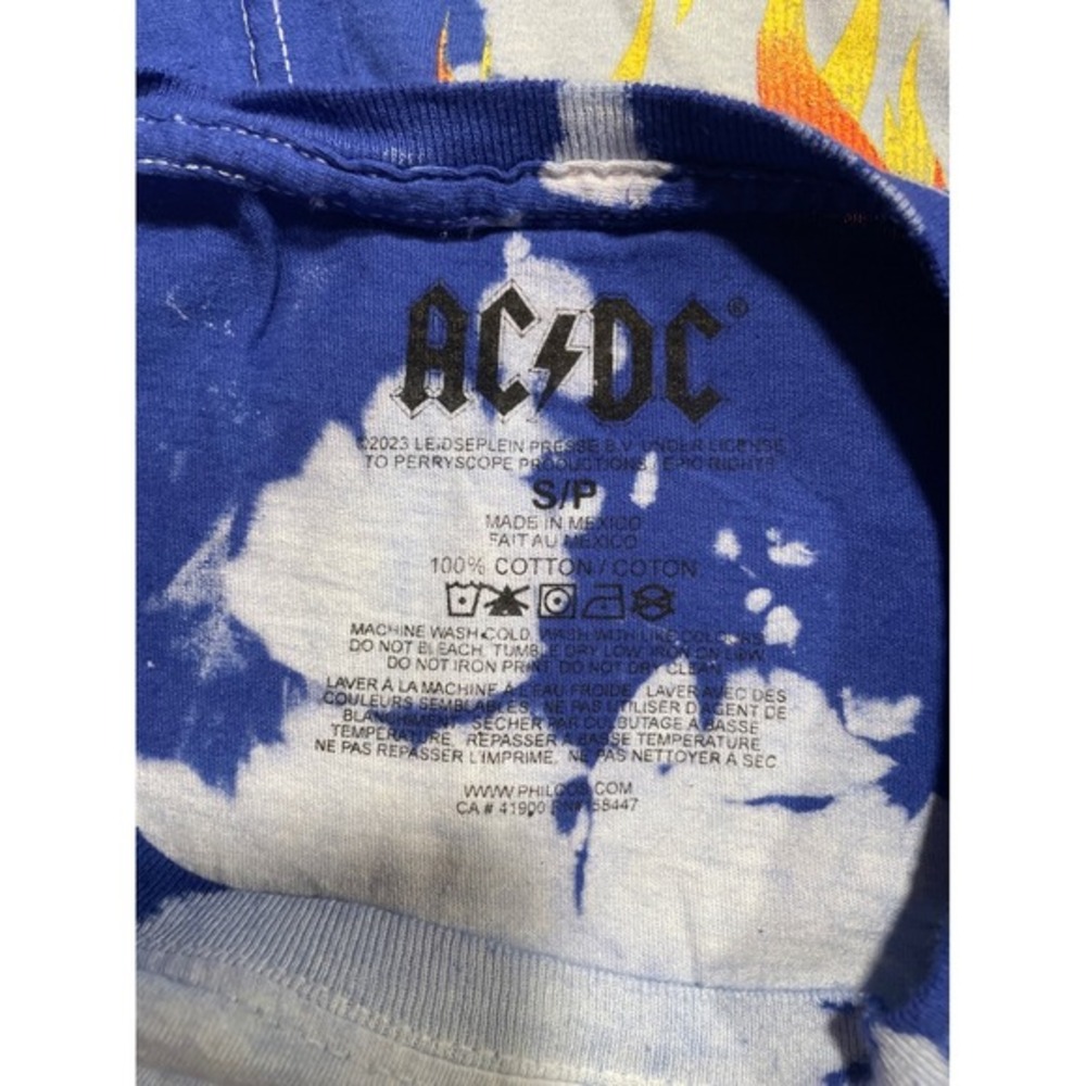 S ACDC Highway To Hell AC/DC‎ Licensed Shirt Bleach Graphic Print Rock Band - Picture 2 of 5